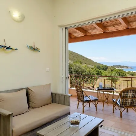 Seaside Aqua Bliss & Serenity With Private Pool Willa *