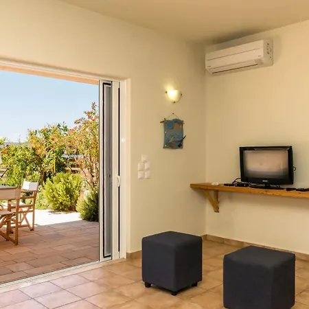 Villa Seaside Aqua Bliss & Serenity With Private Pool Koilas