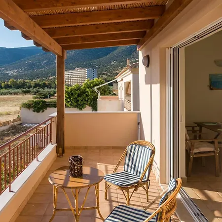 Villa Seaside Aqua Bliss & Serenity With Private Pool